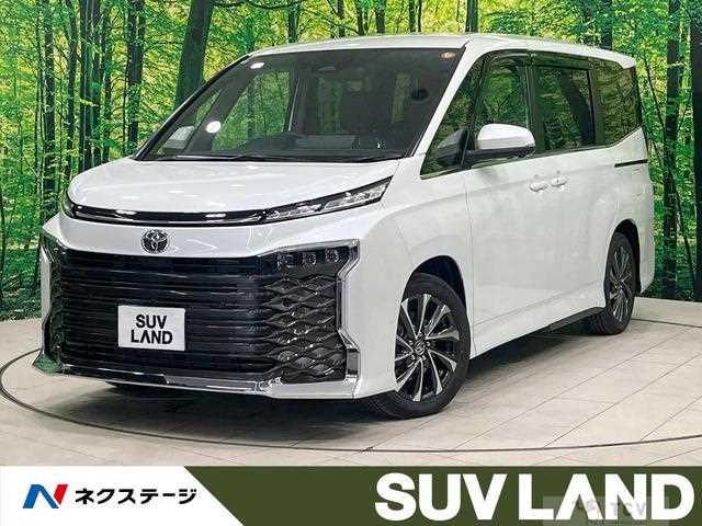 2025 Toyota Voxy