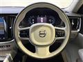 2022 Volvo V60