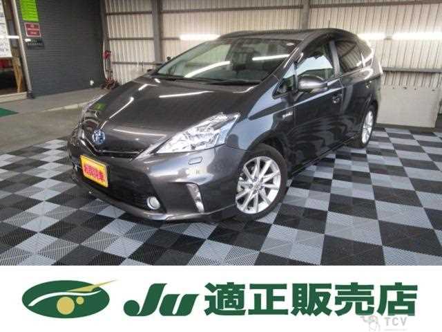 2012 Toyota PRIUS α