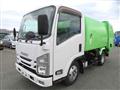 2016 Isuzu Elf Truck