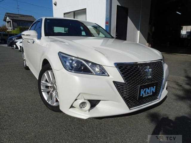 2013 Toyota Crown