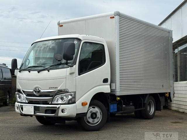 2020 Toyota Dyna Truck