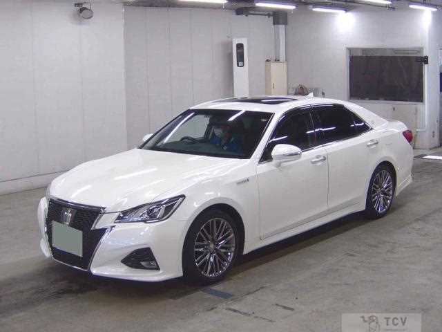 2016 Toyota Crown Hybrid