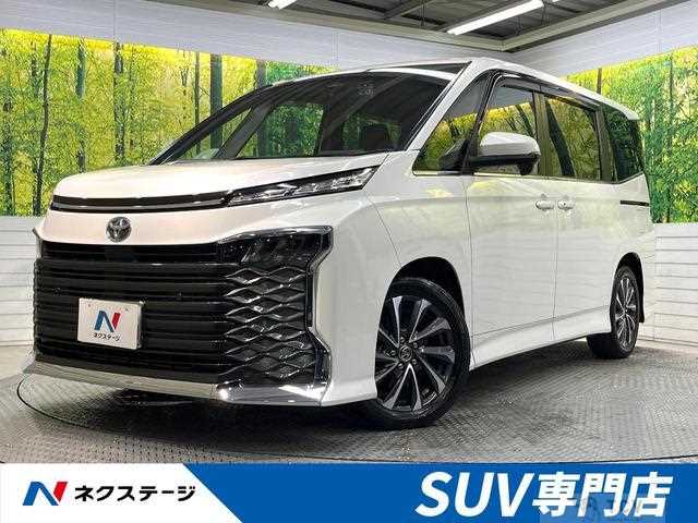 2022 Toyota Voxy