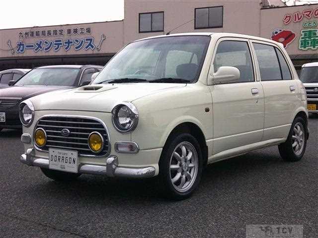 2000 Daihatsu Miragino