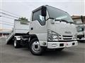 2015 Isuzu Elf Truck