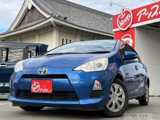 2013 Toyota AQUA