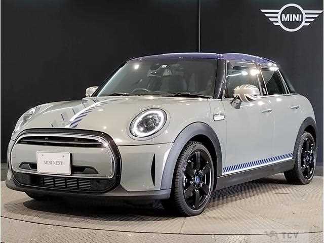 2022 BMW MINI