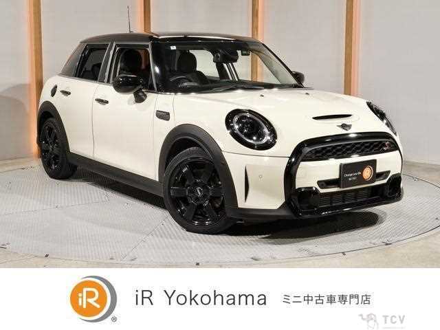 2022 BMW MINI