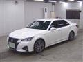 2015 Toyota Crown Hybrid