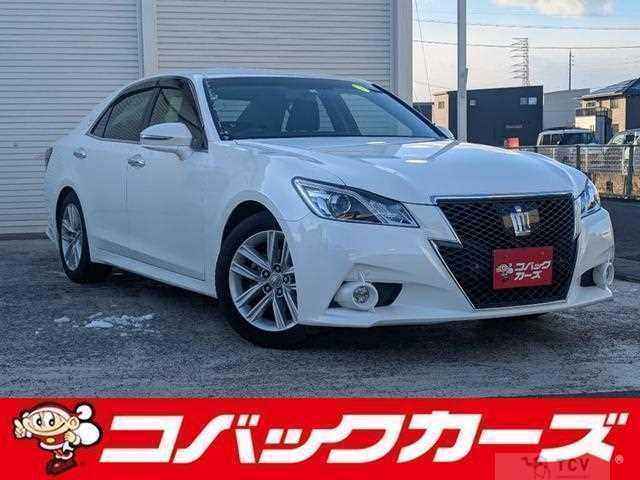 2014 Toyota Crown Hybrid