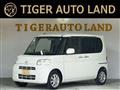 2011 Daihatsu Tanto