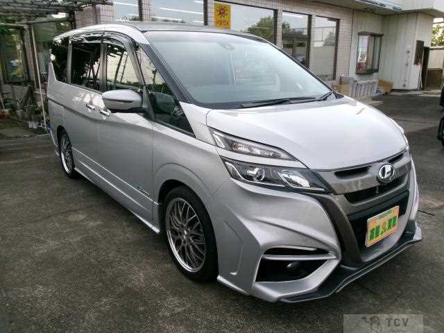 2017 Nissan Serena