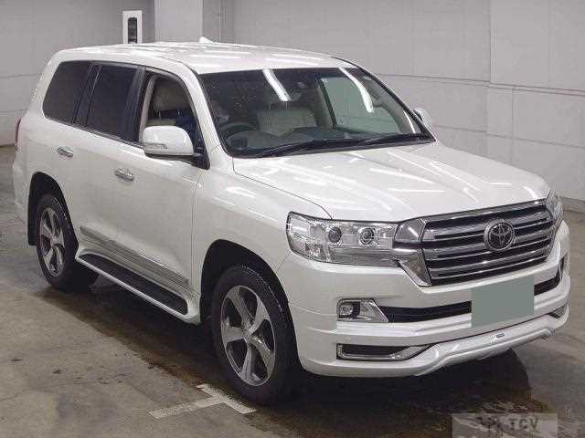 2018 Toyota Land Cruiser