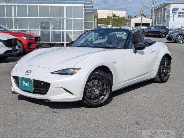 2023 Mazda Roadster