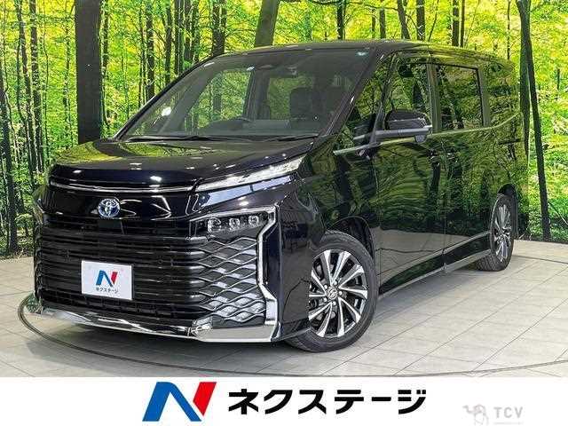 2022 Toyota Voxy