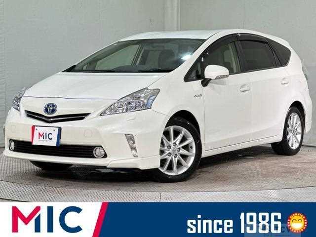 2013 Toyota PRIUS α