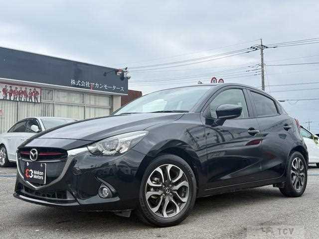 2016 Mazda Demio