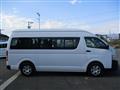 2016 Toyota Hiace Commuter