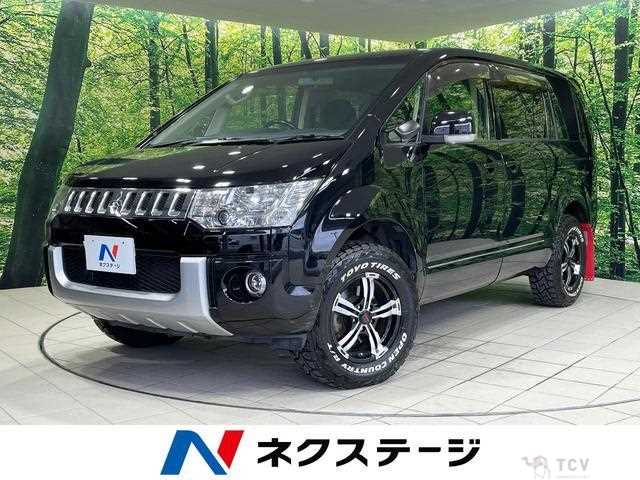 2012 Mitsubishi Delica D5