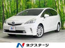2013 Toyota PRIUS α