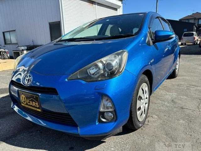 2012 Toyota AQUA