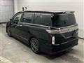 2016 Nissan Elgrand