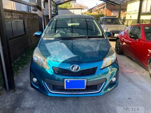 2011 Toyota Vitz