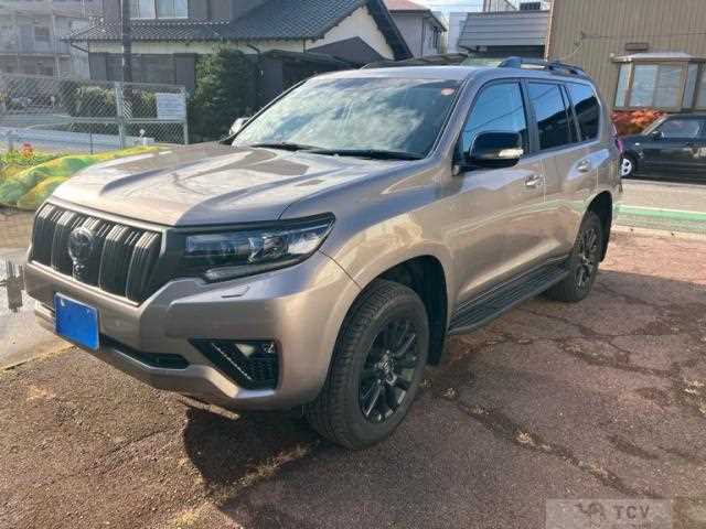 2023 Toyota Land Cruiser Prado