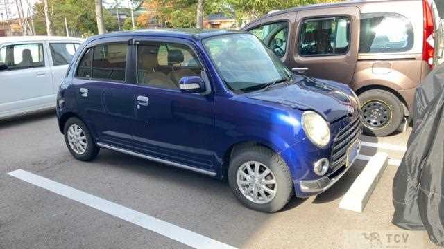 2006 Daihatsu Miragino