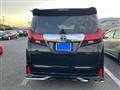 2016 Toyota Alphard Hybrid