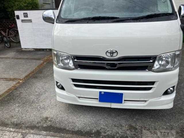 2009 Toyota Hiace Van