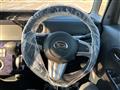 2017 Daihatsu Tanto