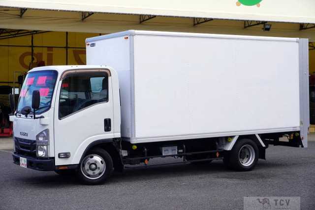 2016 Isuzu Elf Truck