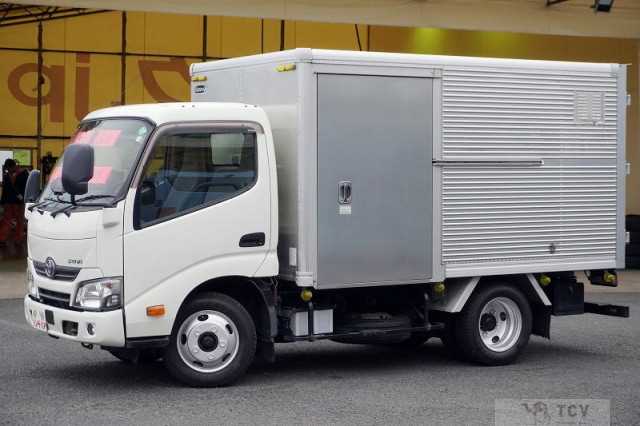2017 Toyota Dyna Truck
