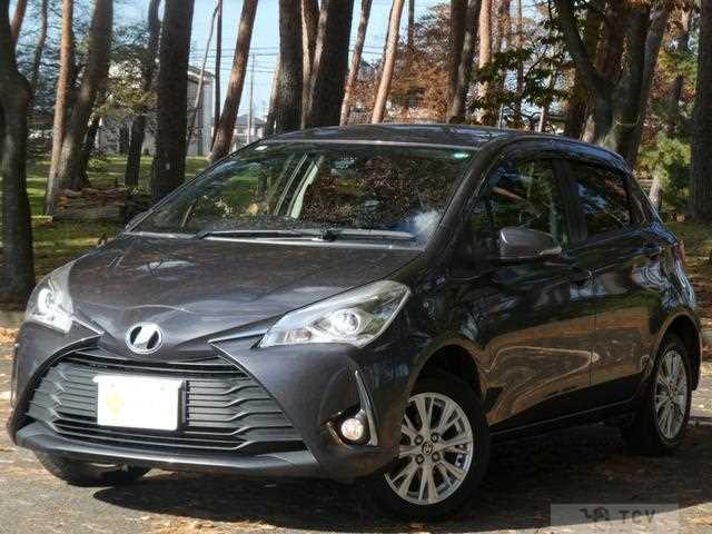 2017 Toyota Vitz