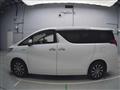 2016 Toyota Alphard Hybrid