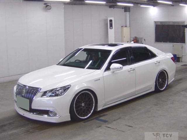2015 Toyota Crown Majesta