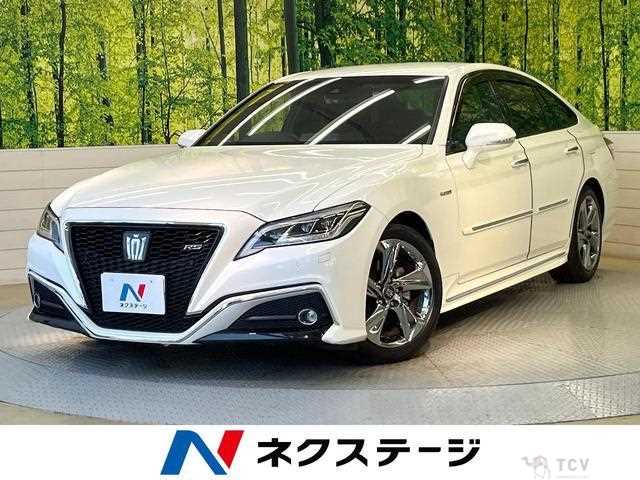 2019 Toyota Crown Hybrid