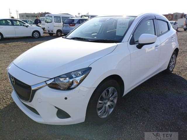 2016 Mazda Demio