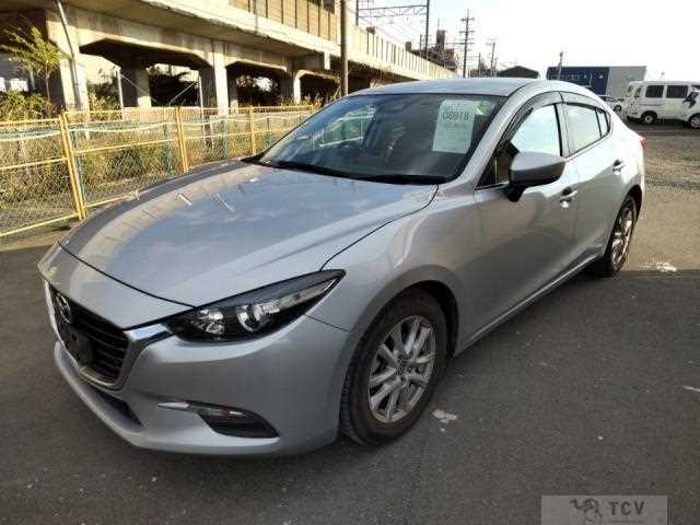 2018 Mazda Axela