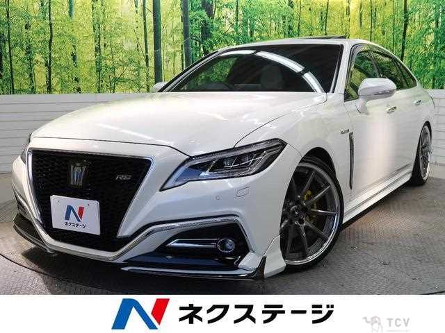 2019 Toyota Crown Hybrid