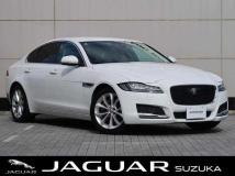 2017 Jaguar XF