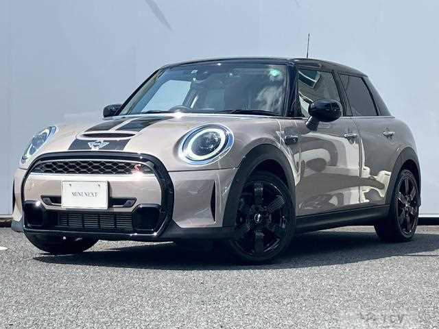 2022 BMW MINI