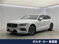 2022 Volvo V60