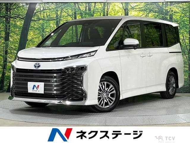 2025 Toyota Voxy