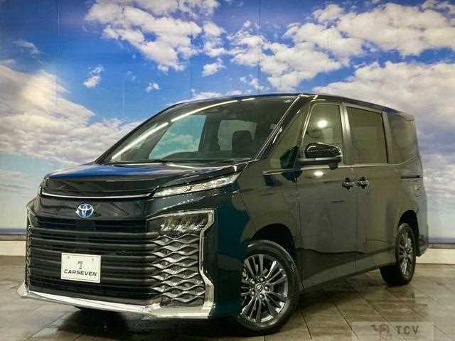 2025 Toyota Voxy