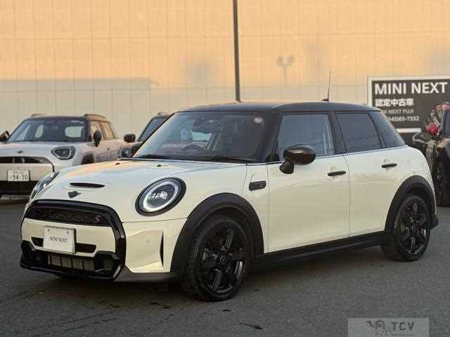 2022 BMW MINI
