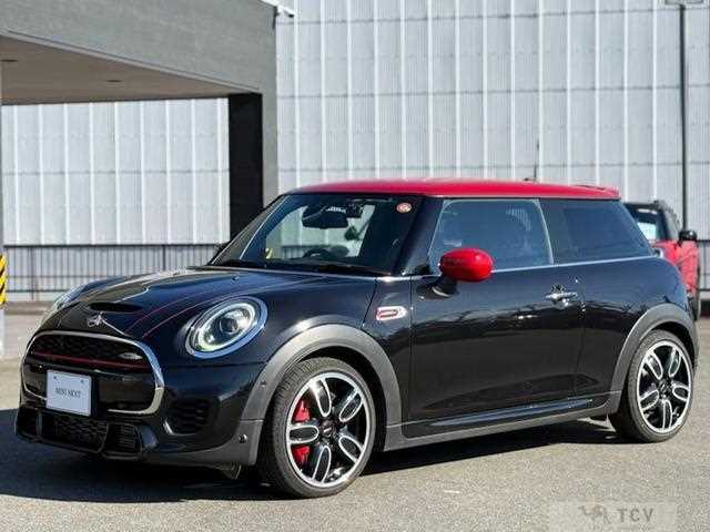 2021 BMW MINI