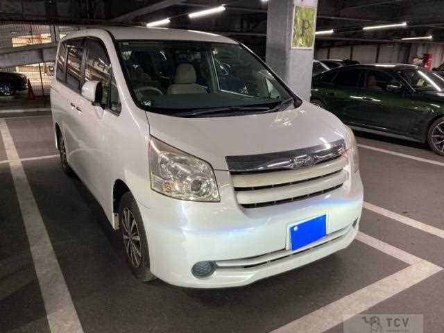 2009 Toyota Noah